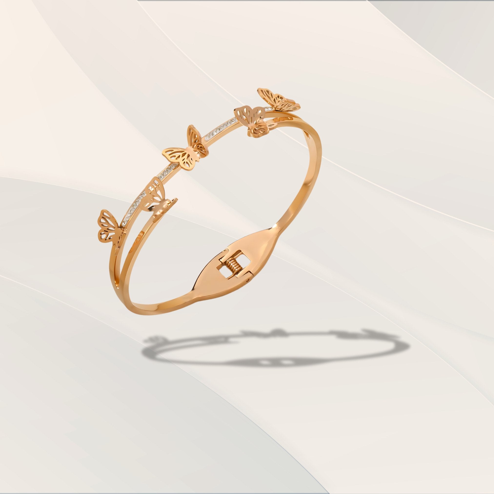 Elegant Butterfly Gold Bracelet – A Symbol of Grace and Beauty - Platsilgo