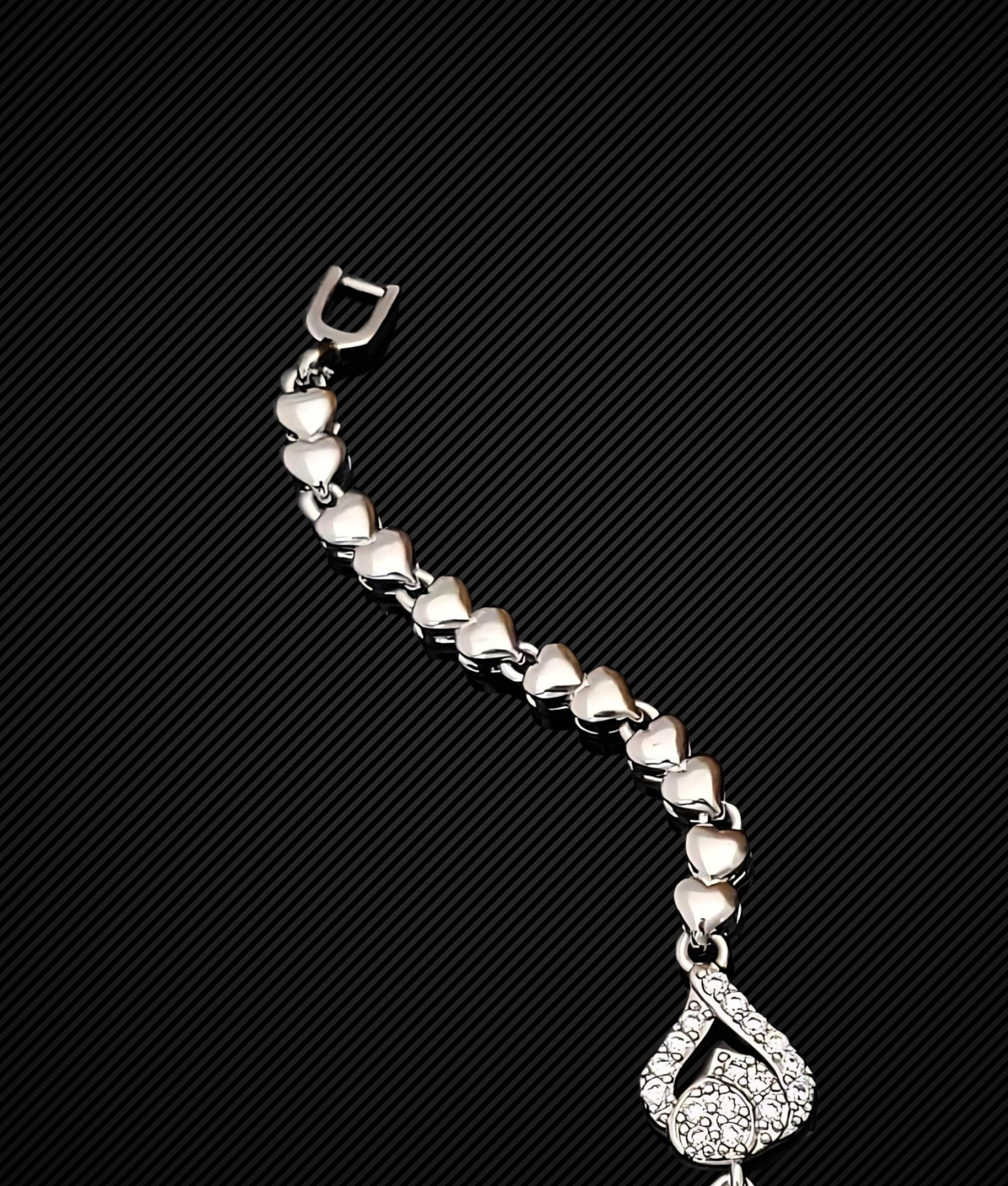 Sparkling Heart Bracelet