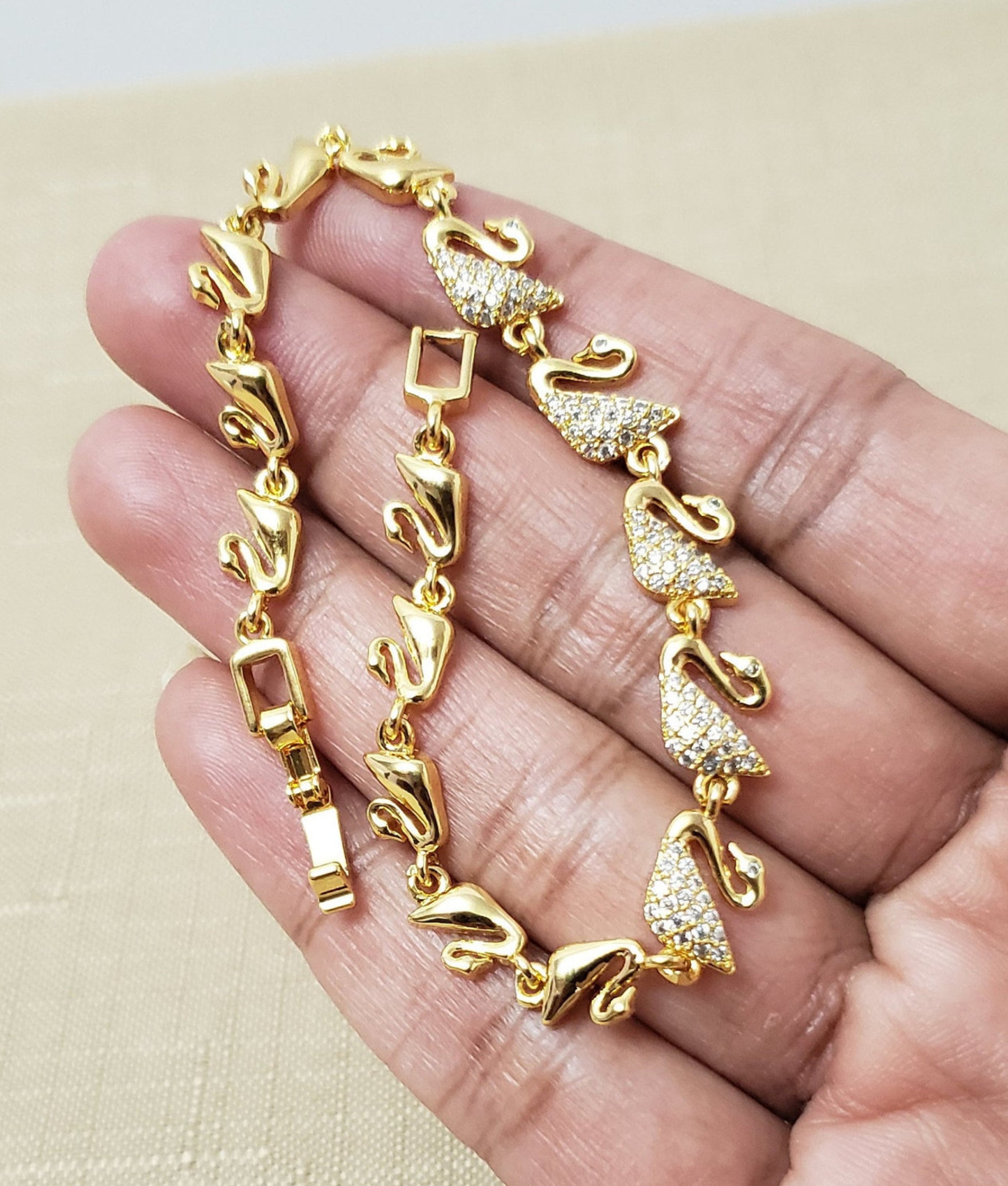 Elegant Gold Bracelet