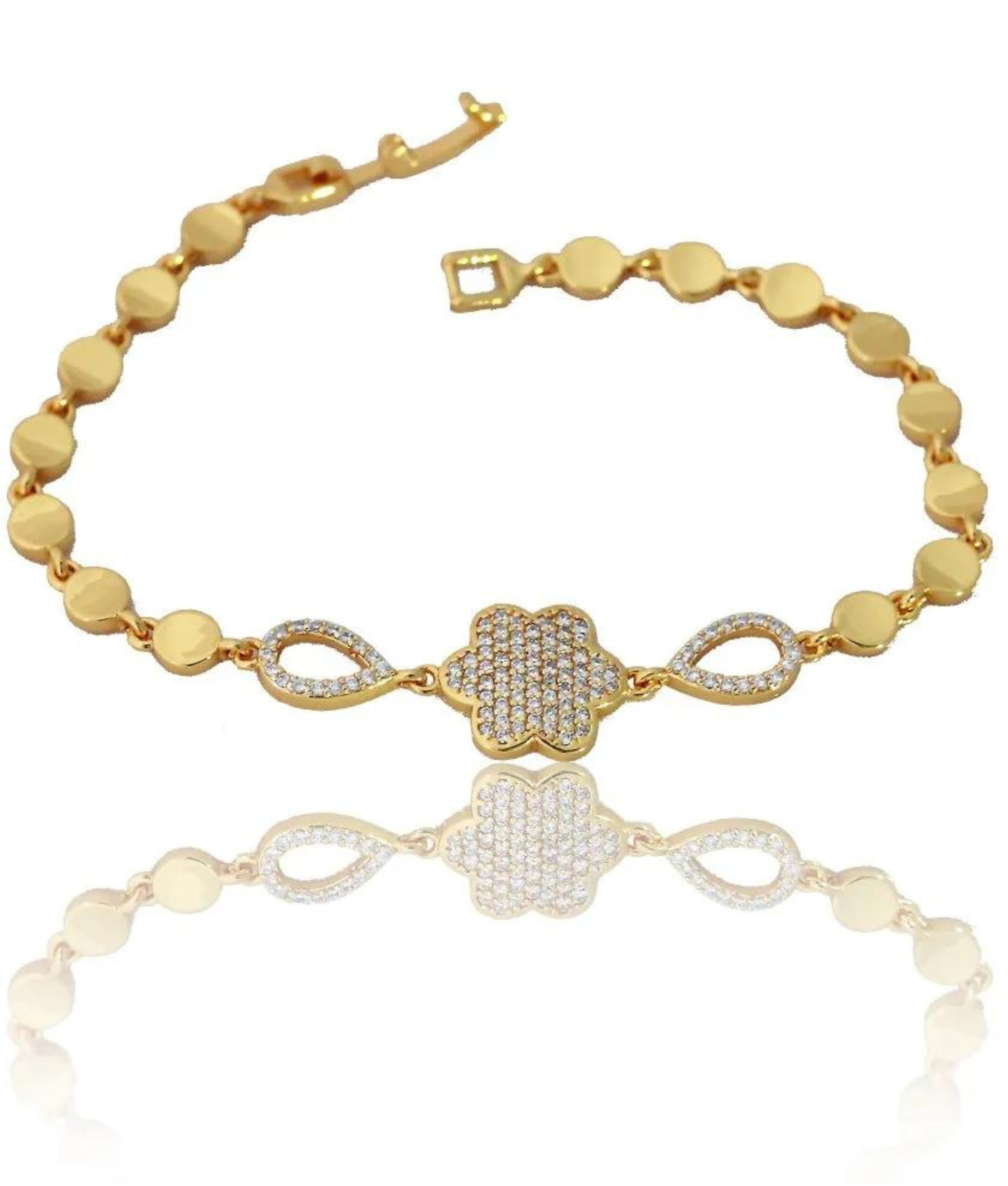 Elegant Gold Bracelet with Diamond Clasp