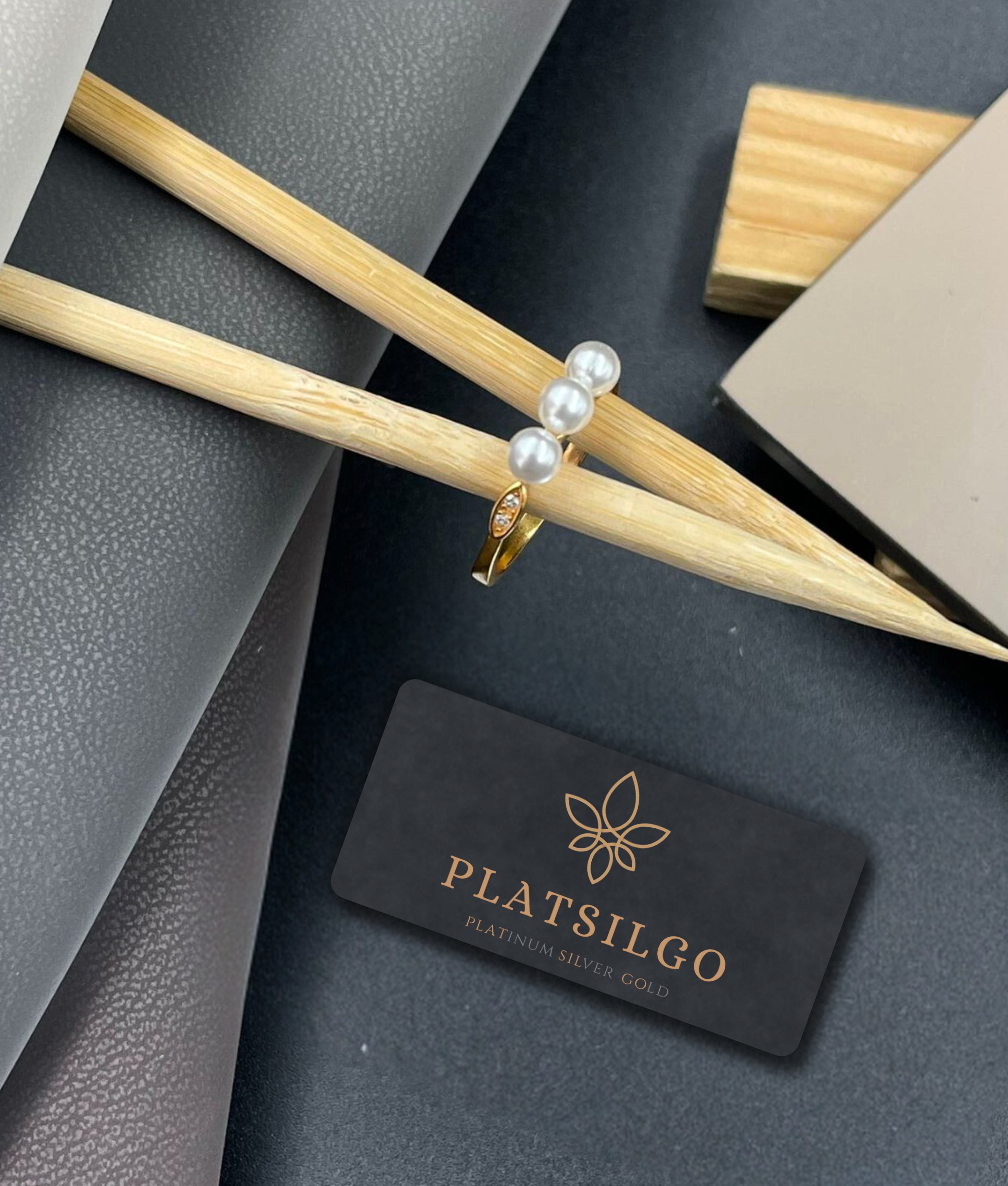 Elegant  Pearl Ring - Platsilgo