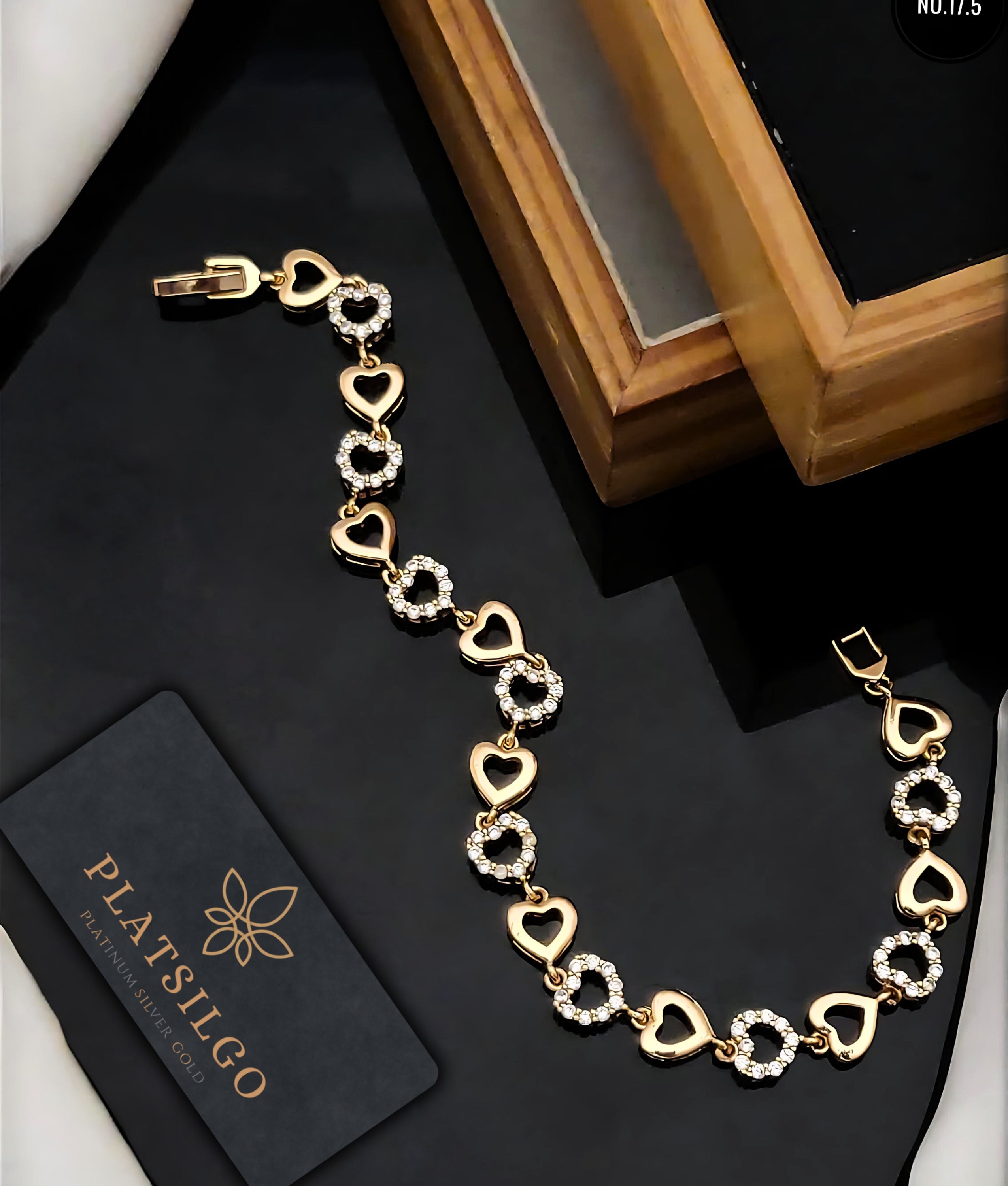 Heartfelt Elegance: Gold Bracelet with Diamonds - Platsilgo