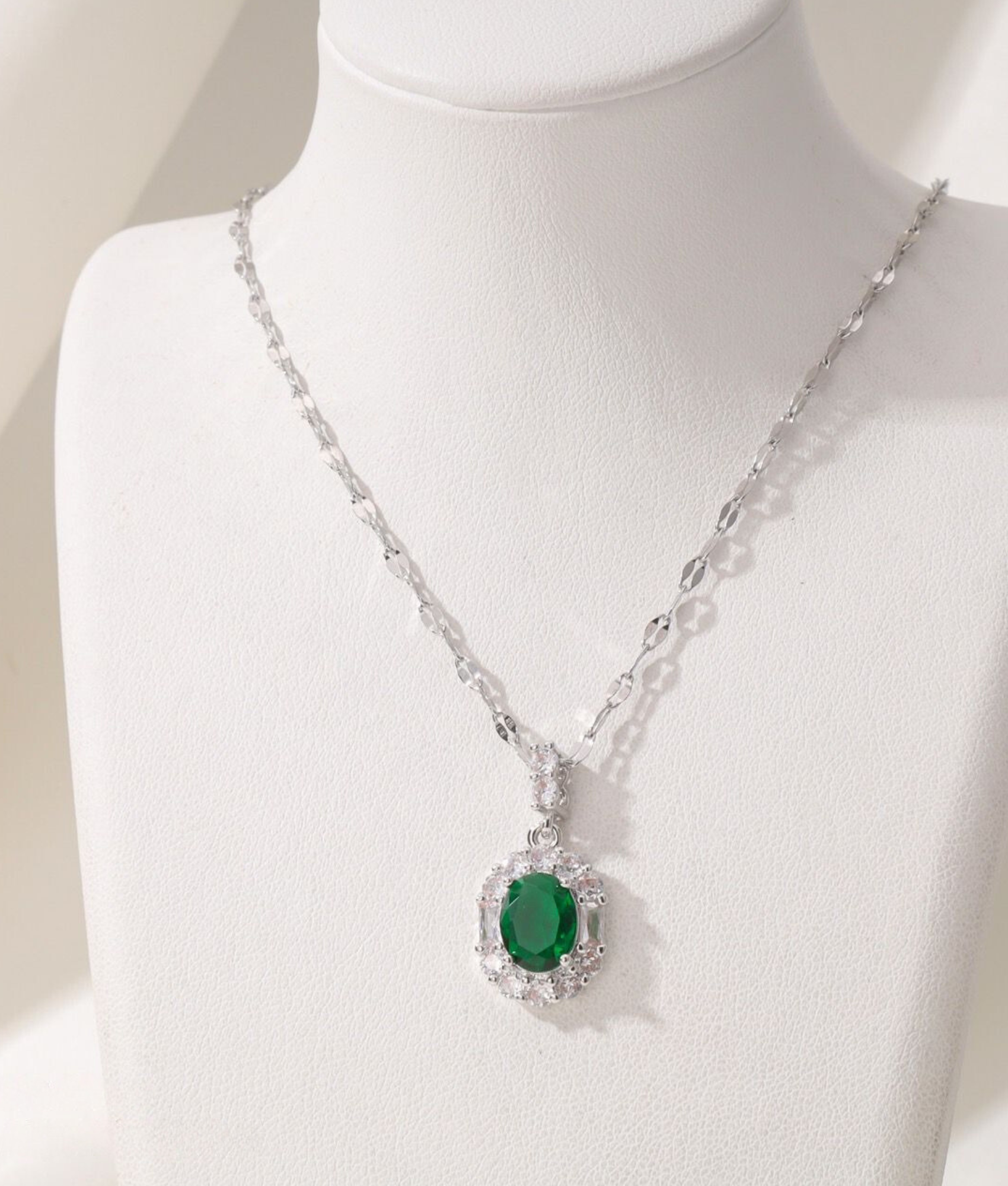 Green Elegance Necklace - Platsilgo