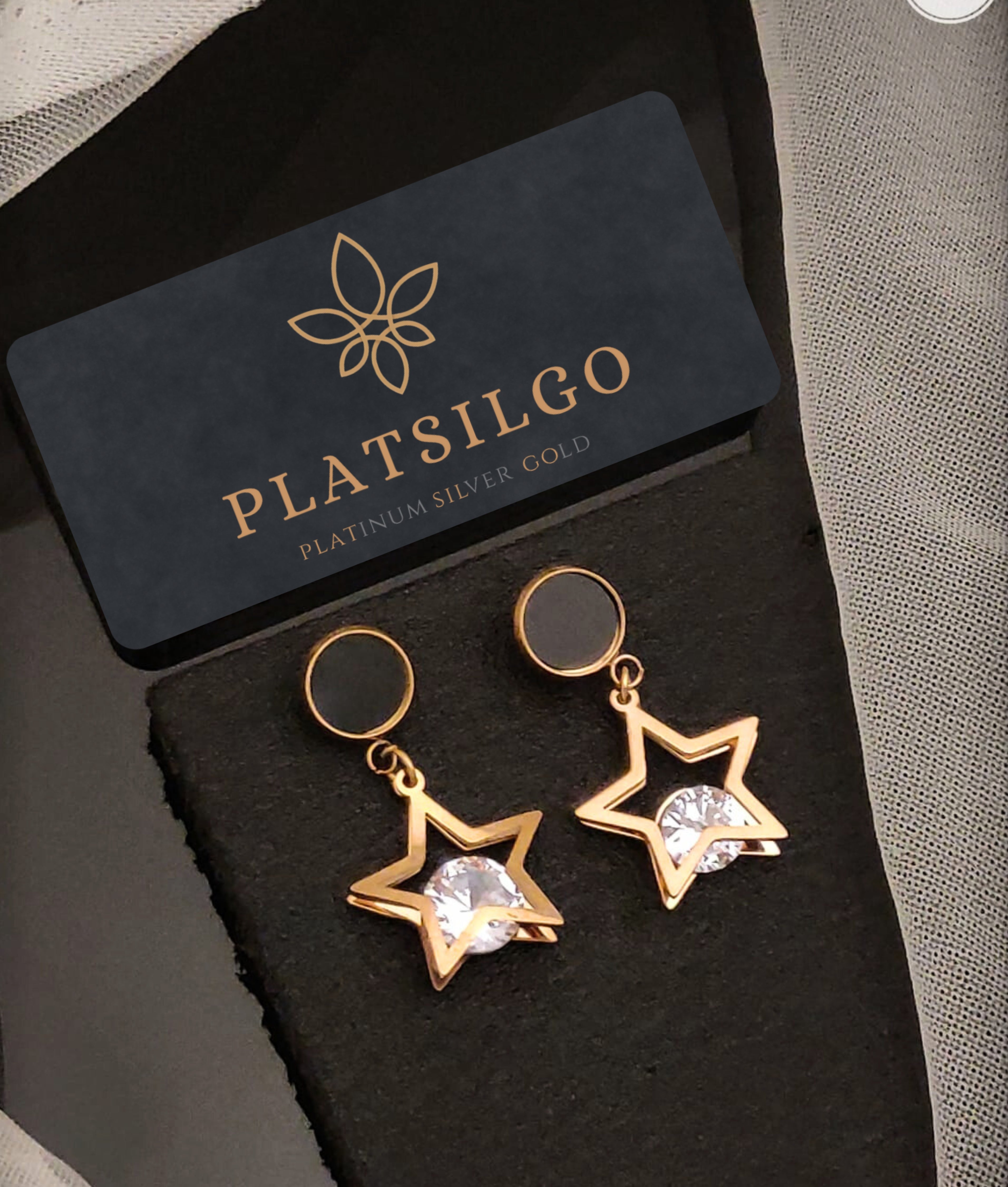 Beautifully crafted star diamond Earrings - Platsilgo