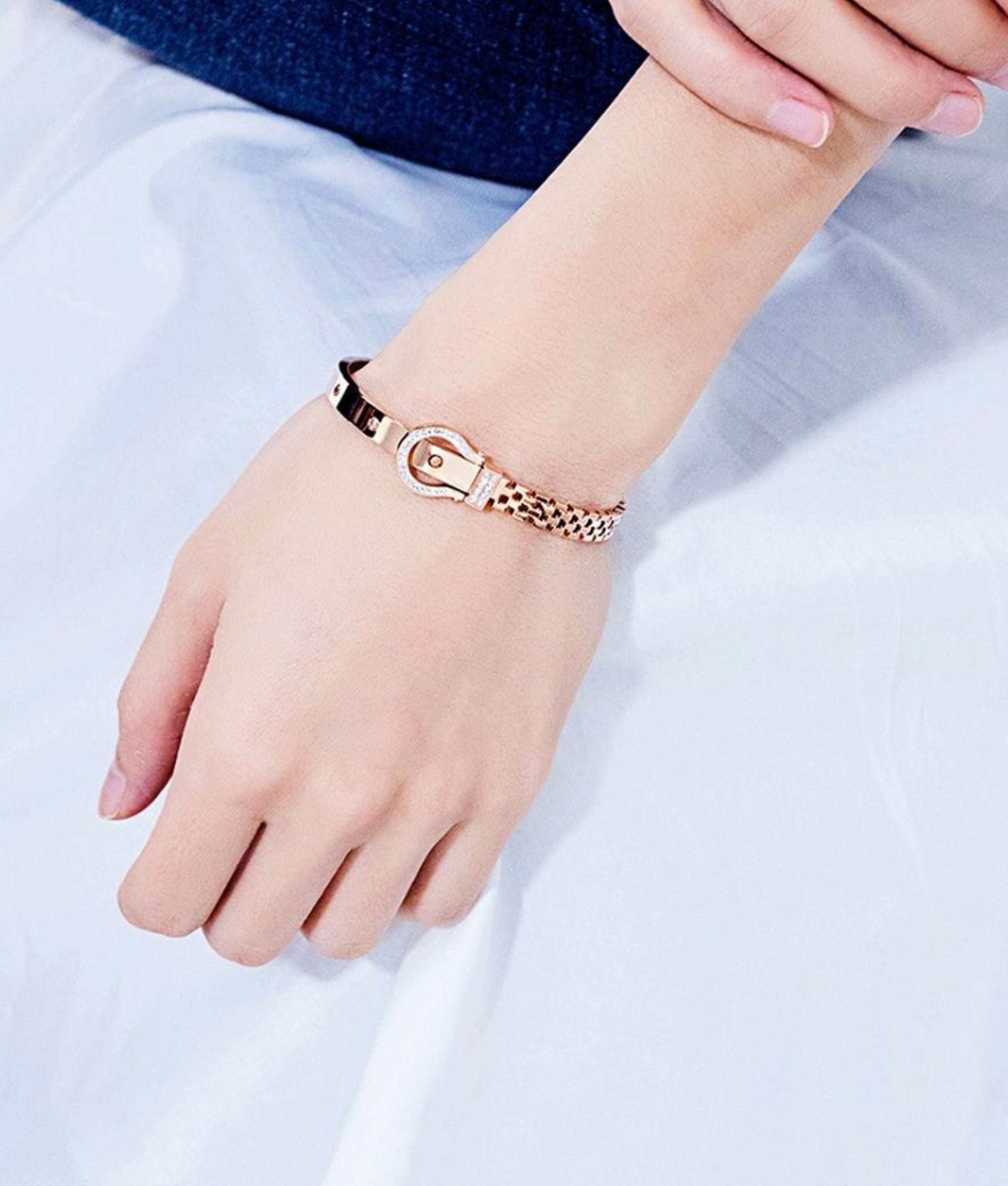 Chic Chain-Style Gold Bracelet with Elegant Studded Details