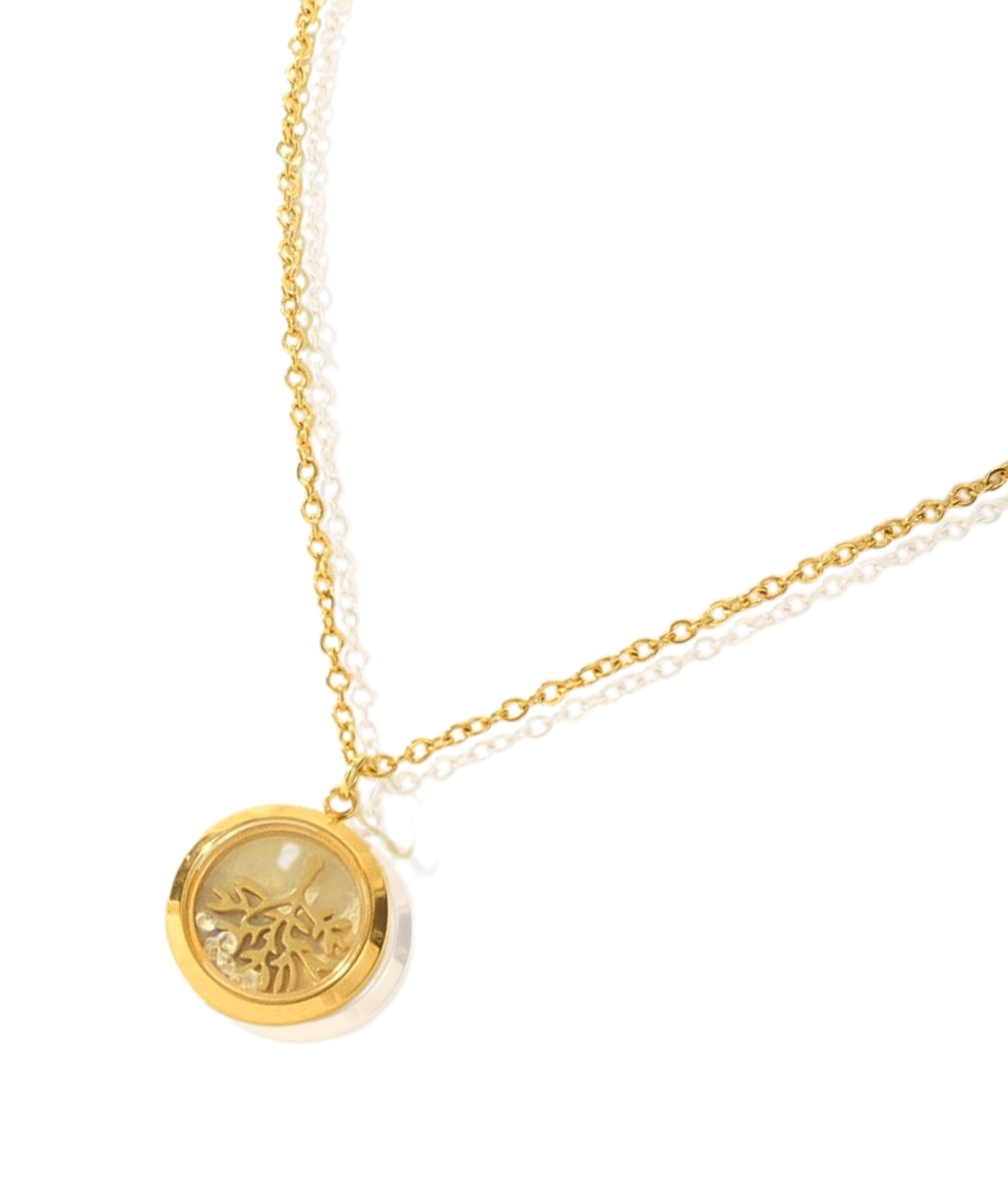 Exquisite Gold Circle Pendant Necklace