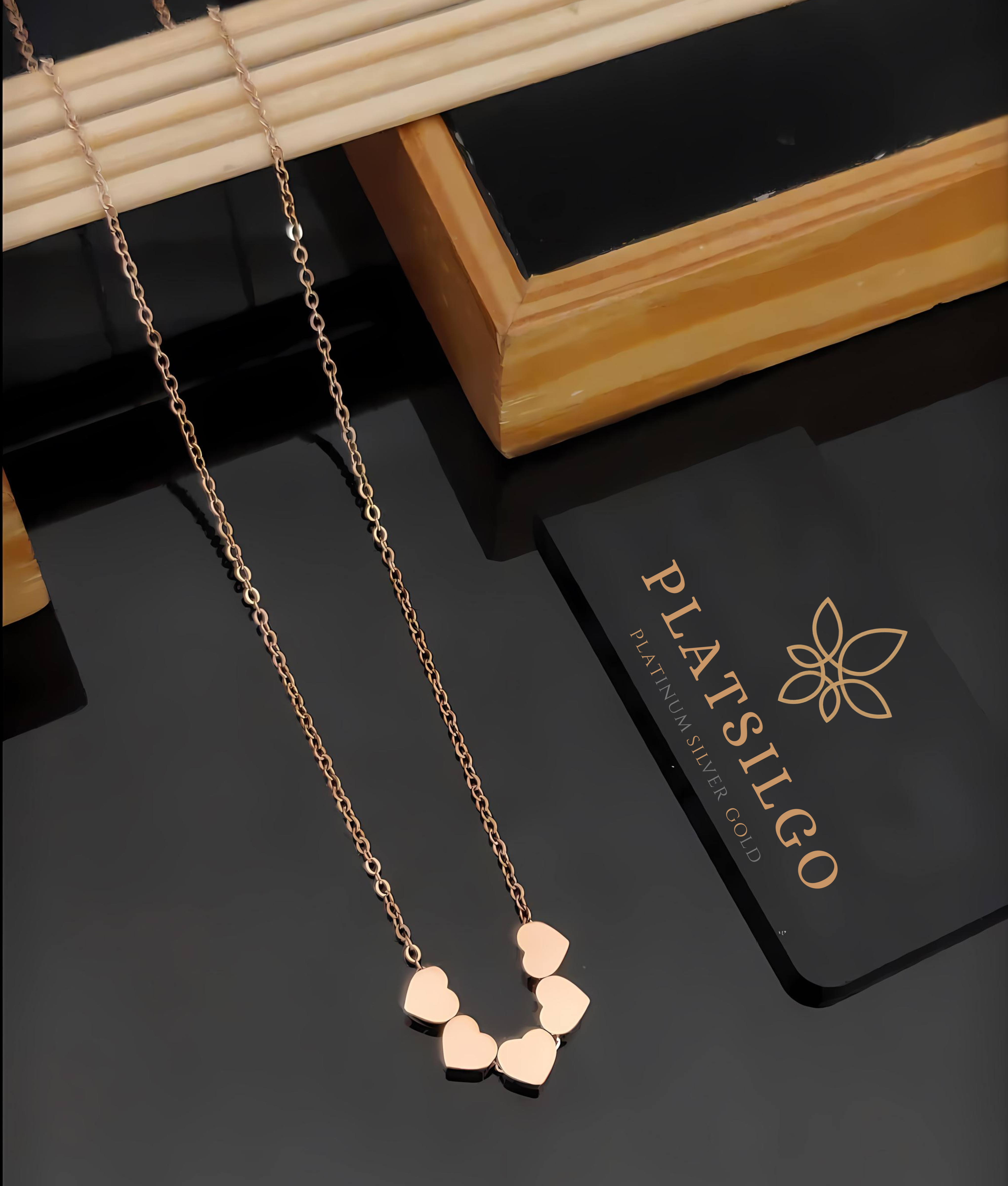 Heartfelt Elegance: Rose Gold Necklace - Platsilgo