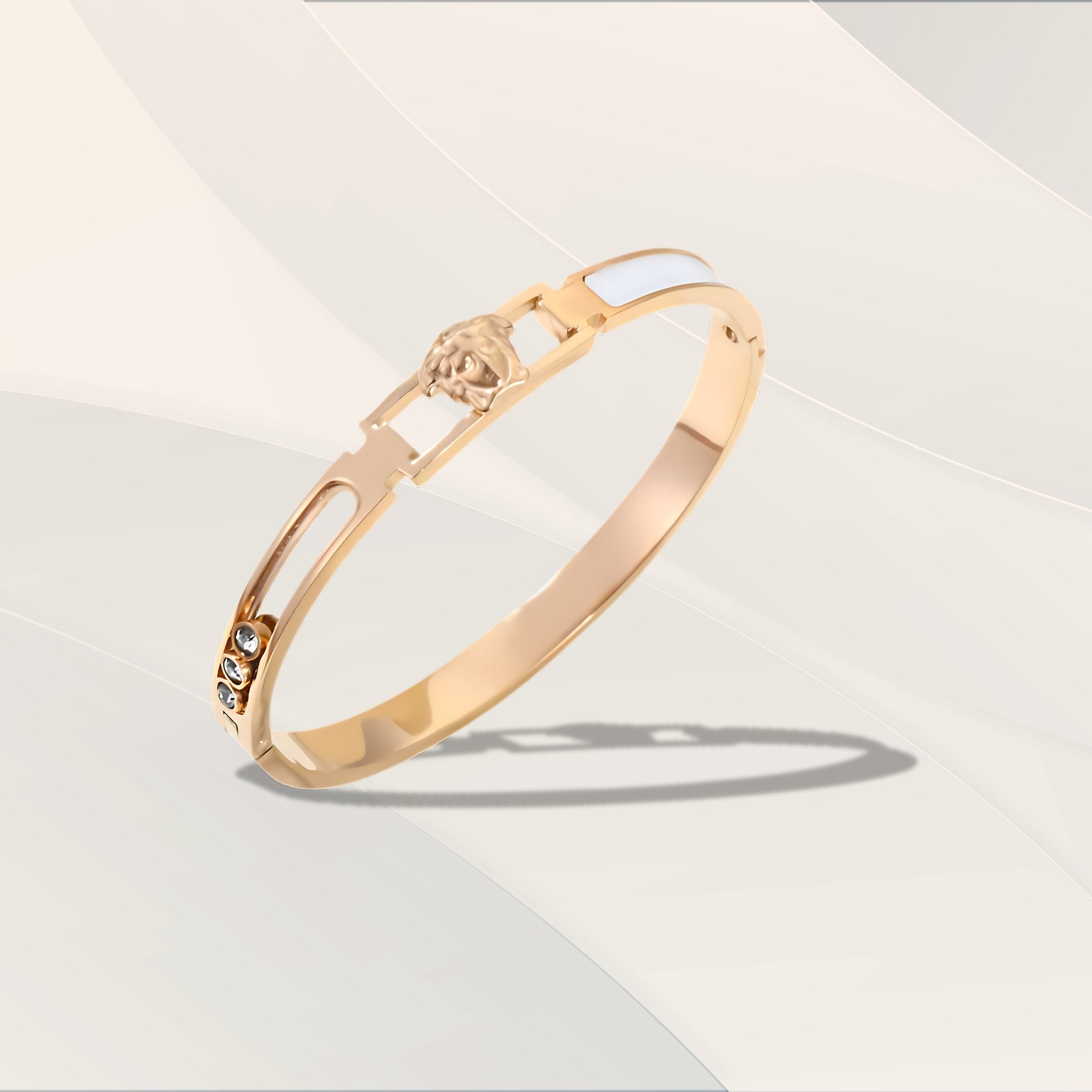 Elegant Heart Gold Bracelet - Platsilgo