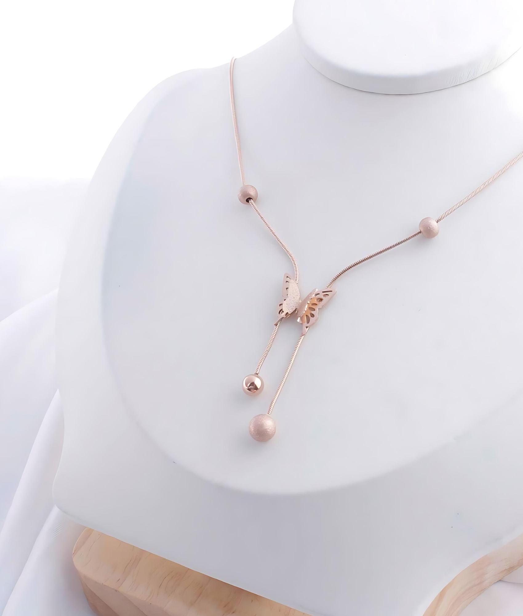 Butterfly Necklace: Elegance in Rose Gold - Platsilgo