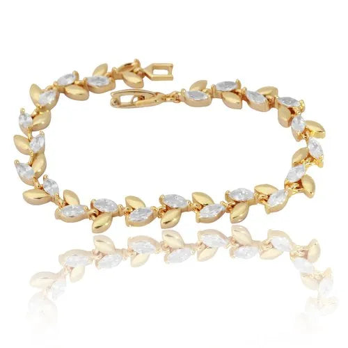 Dazzling Elegance: Gold Bracelet with White and Black Diamonds